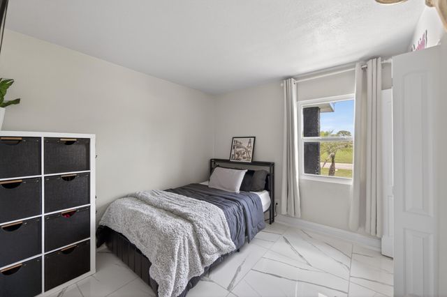264 SW Cherryhill Road, Port St. Lucie, Port St Lucie, FL 34953