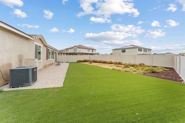 750 Green Court, Perris, CA 92571