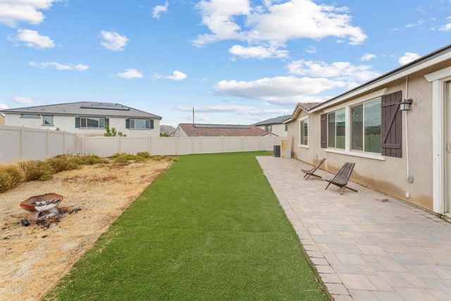 750 Green Court, Perris, CA 92571