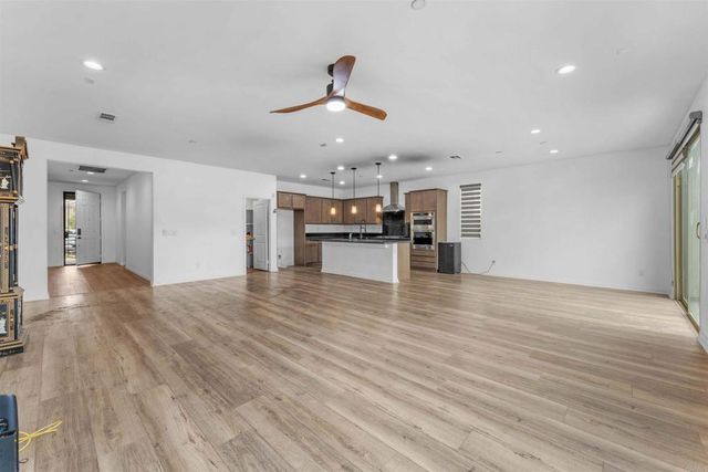 750 Green Court, Perris, CA 92571