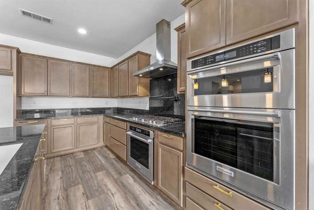 750 Green Court, Perris, CA 92571