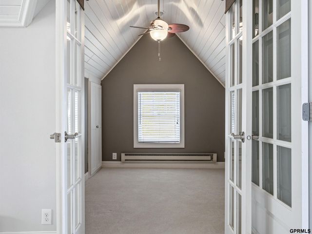 6014 Poppleton Avenue, Omaha, NE 68106