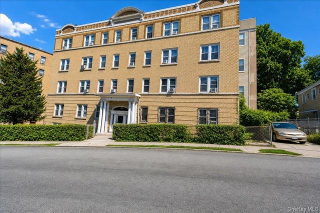 75 Saint Andrews Place, Yonkers, NY 10705