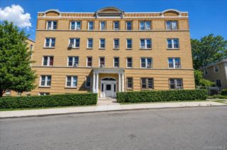 75 Saint Andrews Place, Yonkers, NY 10705