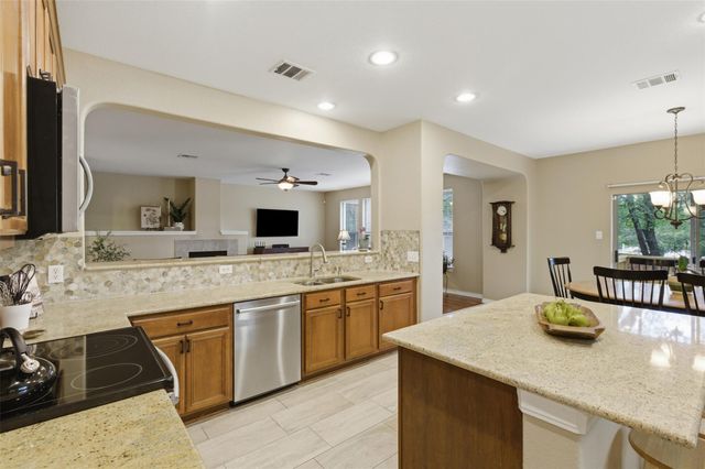 118 Breakaway RD, Cedar Park, TX 78613