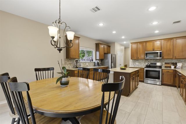 118 Breakaway RD, Cedar Park, TX 78613