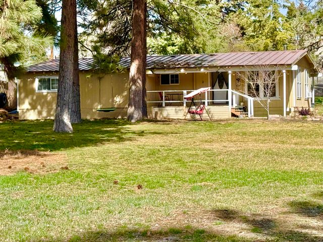 2383 Blue Pool Way, Chiloquin, OR 97624
