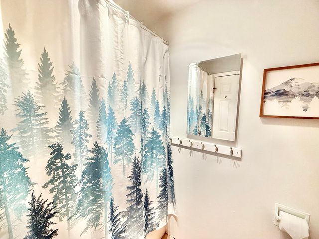 2383 Blue Pool Way, Chiloquin, OR 97624