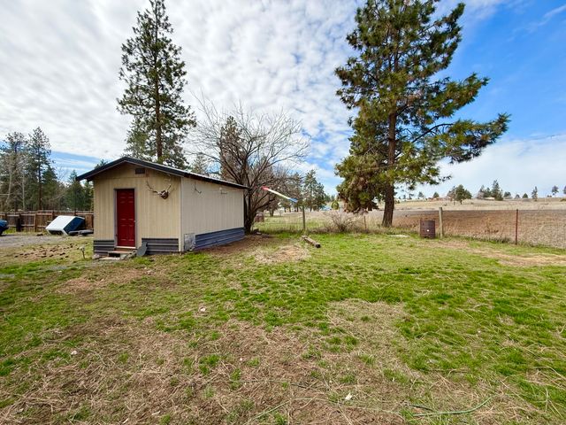 2383 Blue Pool Way, Chiloquin, OR 97624