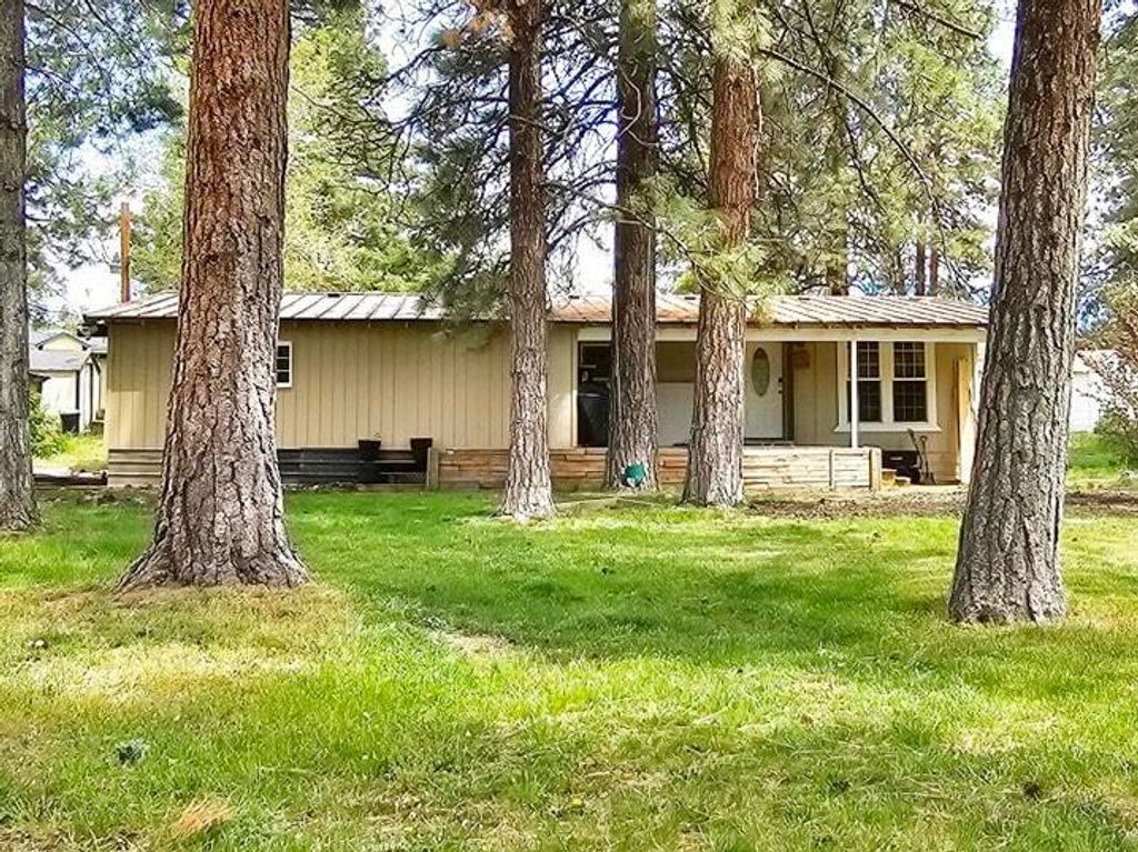 2383 Blue Pool Way, Chiloquin, OR 97624