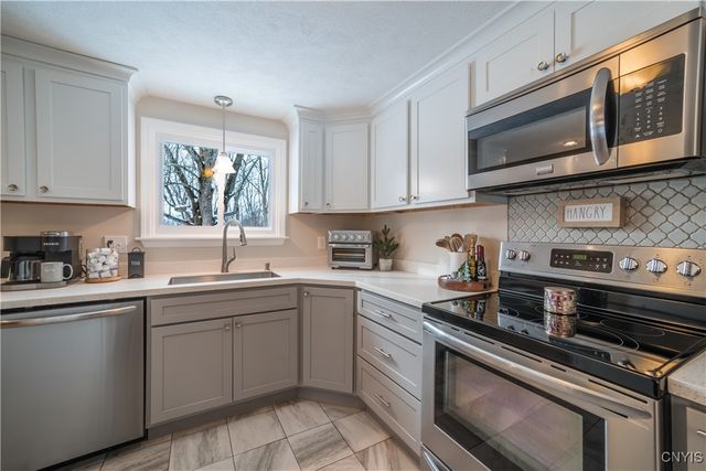 132 Duerr Road, Salina, NY 13090