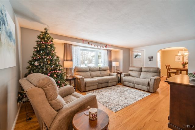 132 Duerr Road, Salina, NY 13090