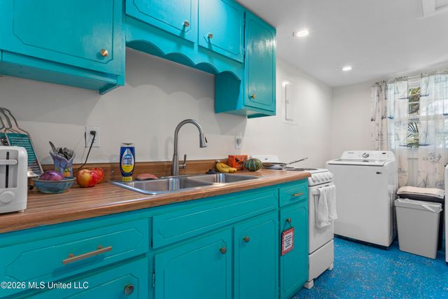 930 22nd Street, Gulfport, MS 39501
