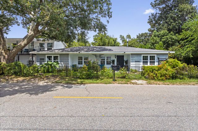 930 22nd Street, Gulfport, MS 39501