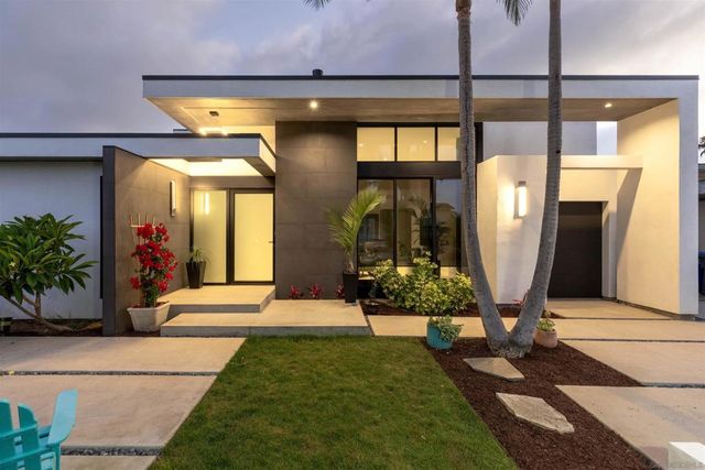 5065 67 Los Robles Dr., Carlsbad, CA 92008