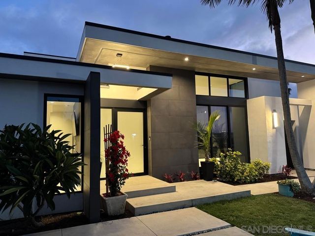 5065 67 Los Robles Dr., Carlsbad, CA 92008