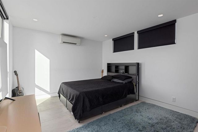 5065 67 Los Robles Dr., Carlsbad, CA 92008