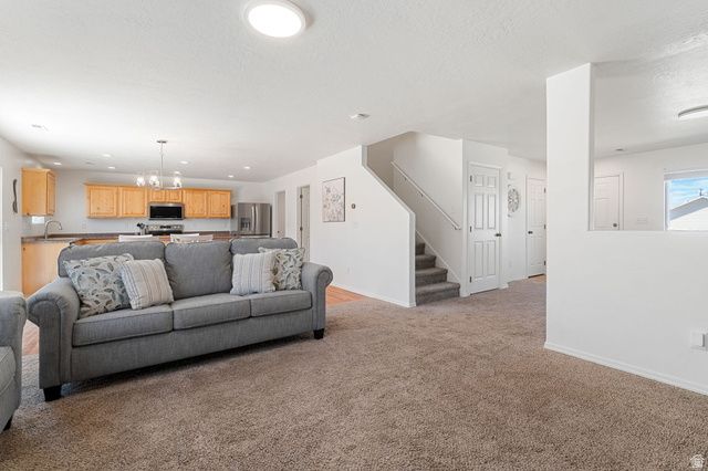 181 W CARACARA ST, Saratoga Springs, UT 84045