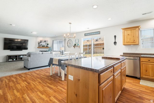 181 W CARACARA ST, Saratoga Springs, UT 84045