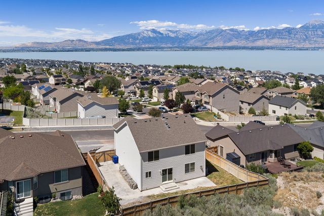 181 W CARACARA ST, Saratoga Springs, UT 84045