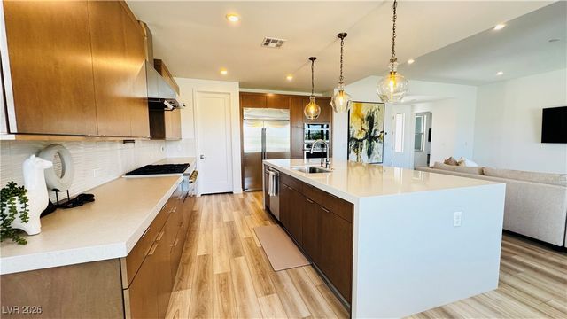 9836 Starlight Ridge Avenue, Las Vegas, NV 89148