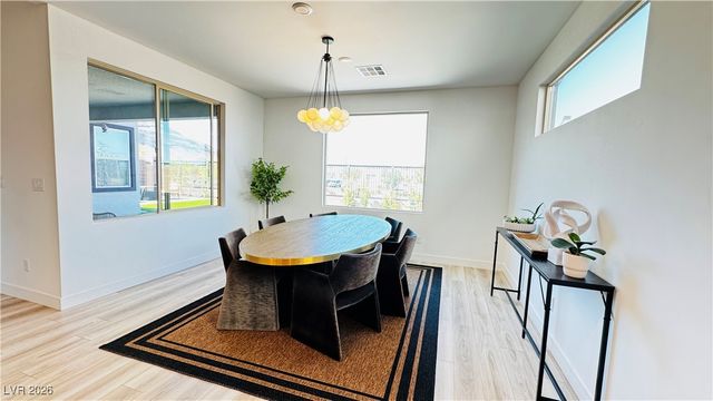 9836 Starlight Ridge Avenue, Las Vegas, NV 89148