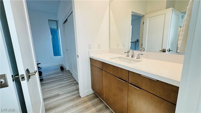 9836 Starlight Ridge Avenue, Las Vegas, NV 89148