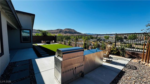 9836 Starlight Ridge Avenue, Las Vegas, NV 89148