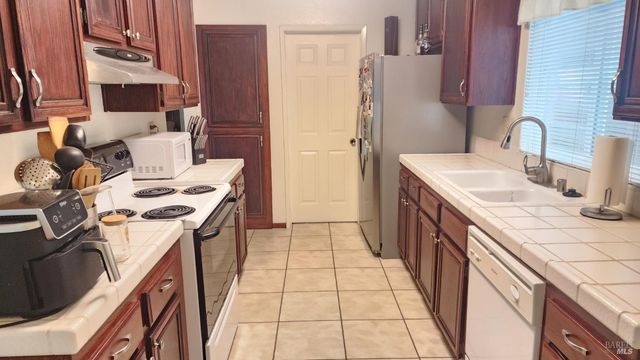 921 Marietta Ct, Fairfield, CA 94534