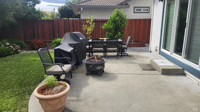 921 Marietta Ct, Fairfield, CA 94534