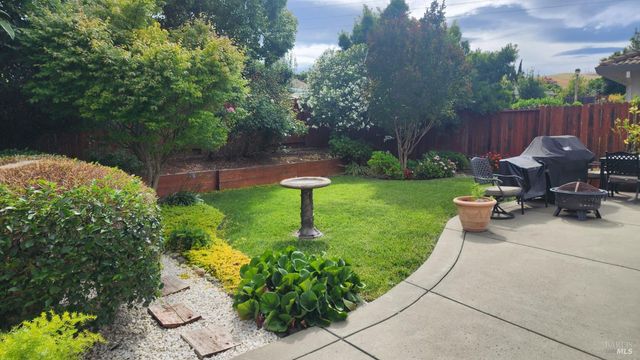 921 Marietta Ct, Fairfield, CA 94534