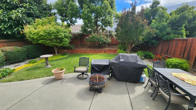 921 Marietta Ct, Fairfield, CA 94534