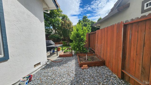 921 Marietta Ct, Fairfield, CA 94534