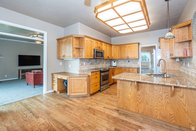 869 E 3350 N, North Ogden, UT 84414