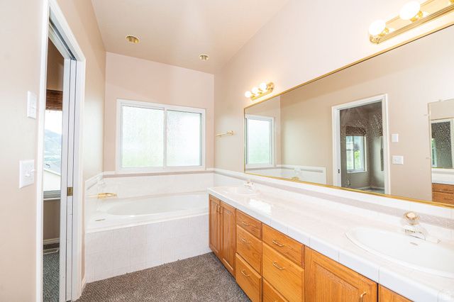 869 E 3350 N, North Ogden, UT 84414