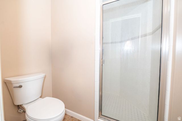 869 E 3350 N, North Ogden, UT 84414