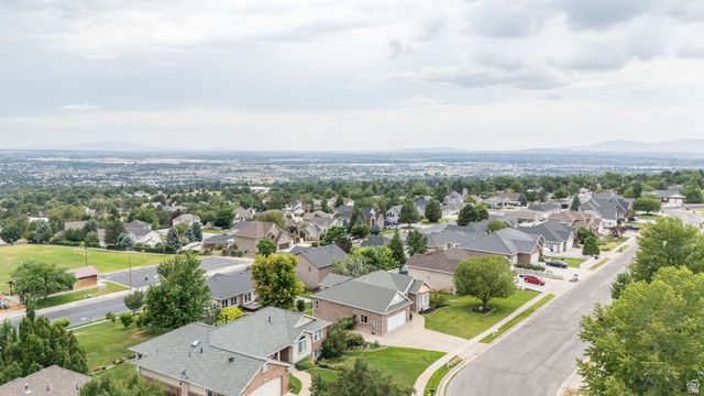 869 E 3350 N, North Ogden, UT 84414