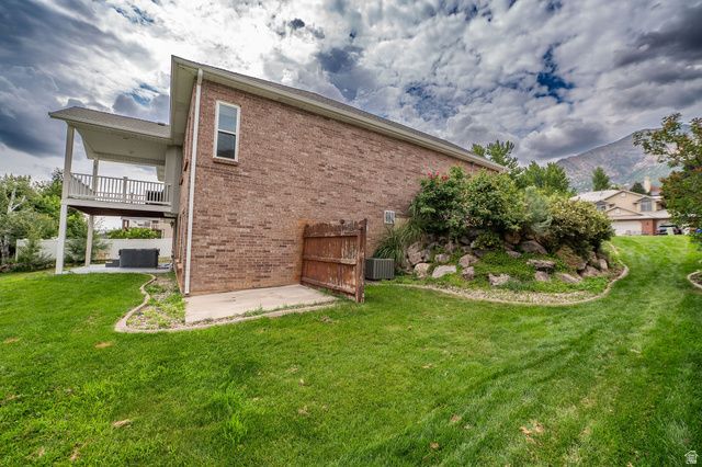 869 E 3350 N, North Ogden, UT 84414