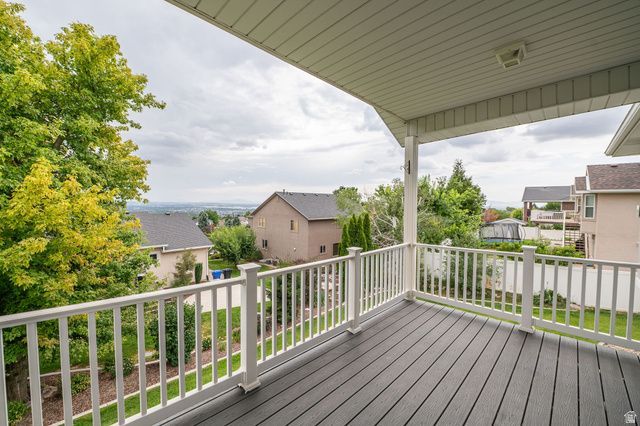 869 E 3350 N, North Ogden, UT 84414