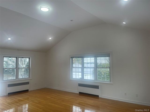 314 Main St, East Rockaway, NY 11518