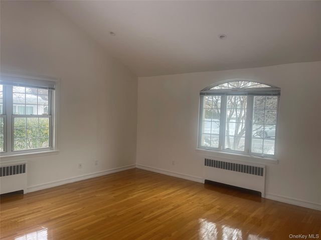 314 Main St, East Rockaway, NY 11518