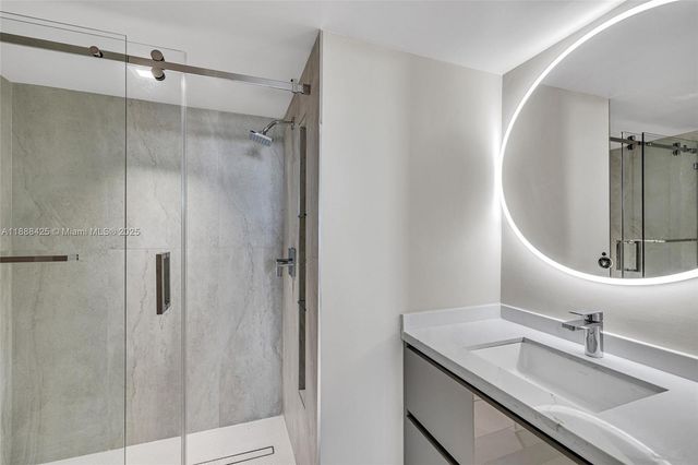 90 Alton Rd 1103, Miami Beach, FL 33139