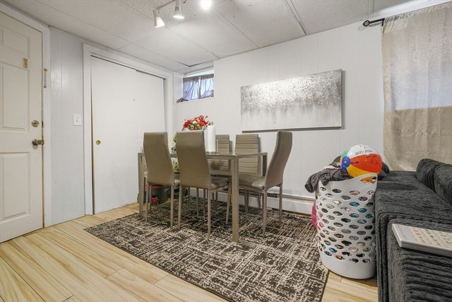 39 Highland St, Pawtucket, RI 02860