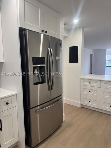 9721 Sunrise Lakes Blvd 108, Sunrise, FL 33322