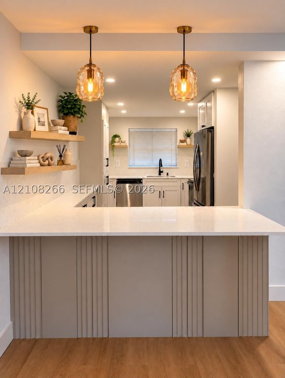9721 Sunrise Lakes Blvd 108, Sunrise, FL 33322
