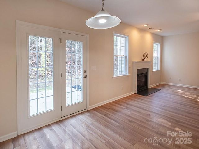 28 Stone River Drive, Asheville, NC 28804