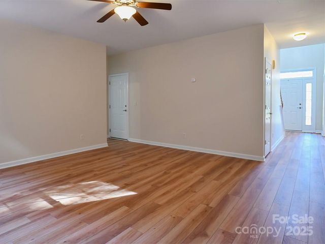 28 Stone River Drive, Asheville, NC 28804