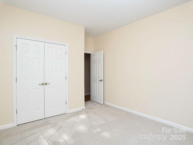 28 Stone River Drive, Asheville, NC 28804