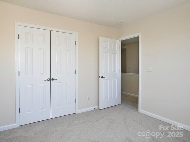 28 Stone River Drive, Asheville, NC 28804