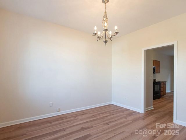 28 Stone River Drive, Asheville, NC 28804